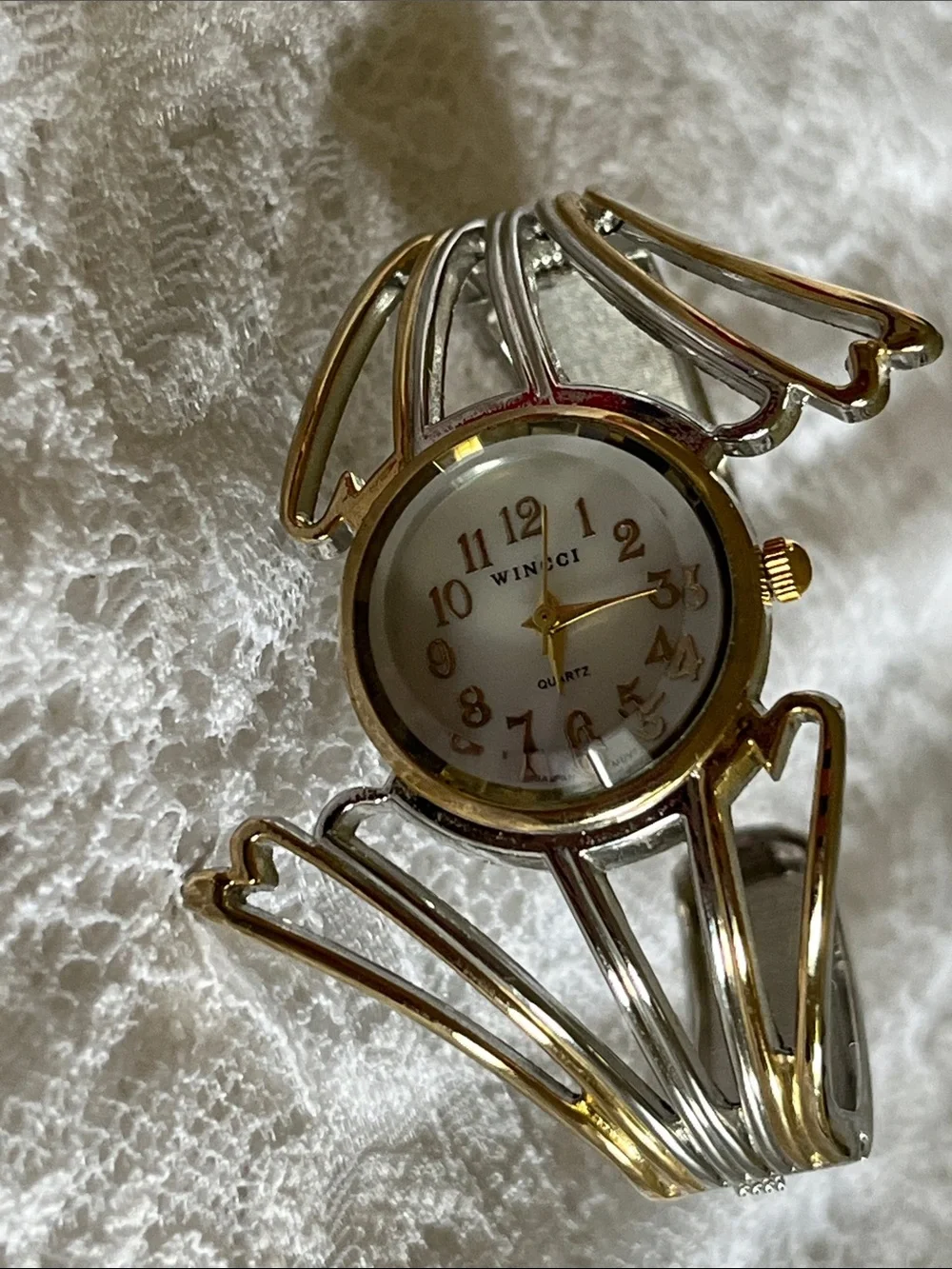 Wincci Two-Tone Cuff Watch with White Dial